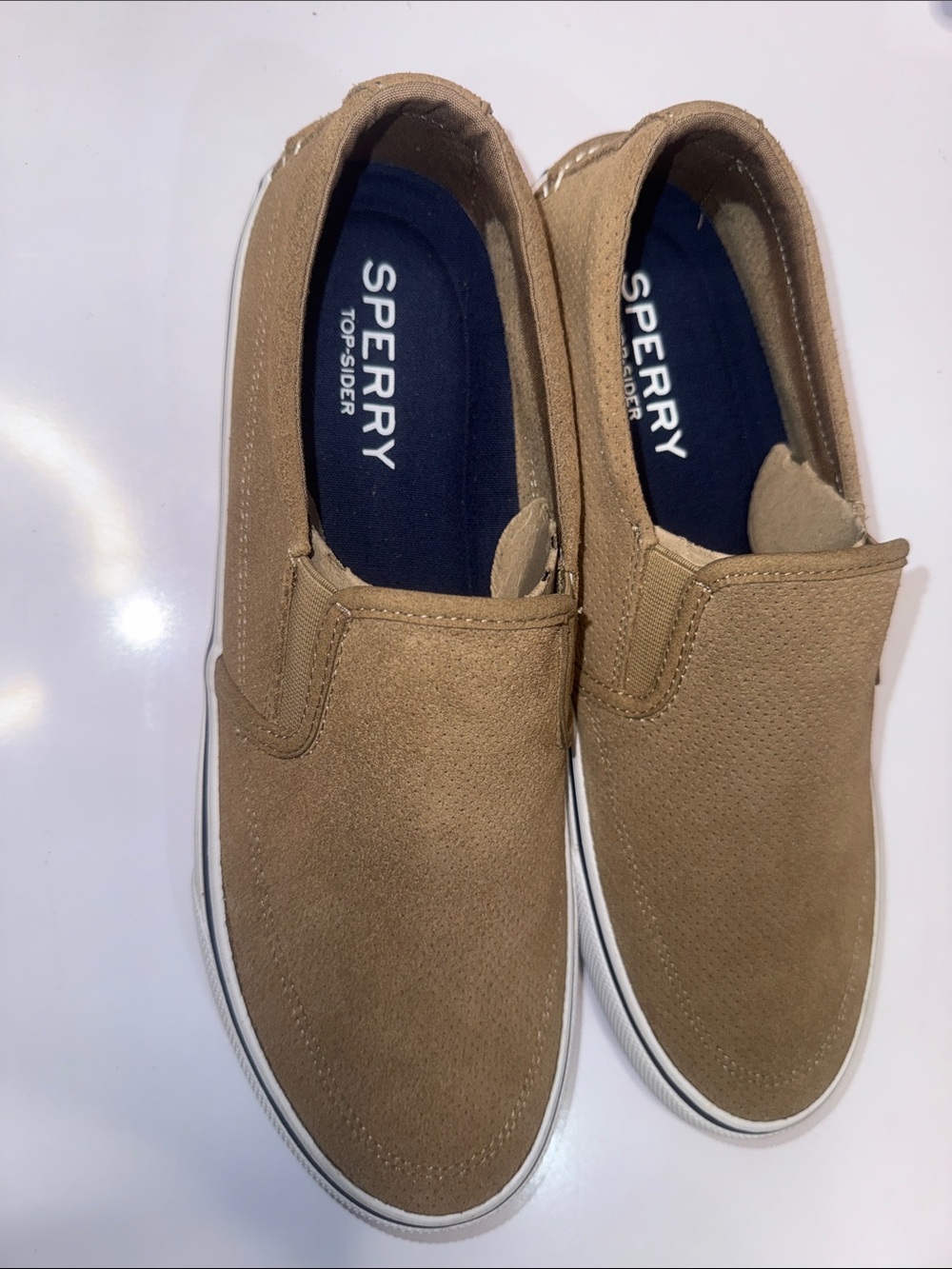 Sperry Men’s Tan Suede Slip-On Boat Shoes with Navy Insoles Size 11M UK/GB 10M